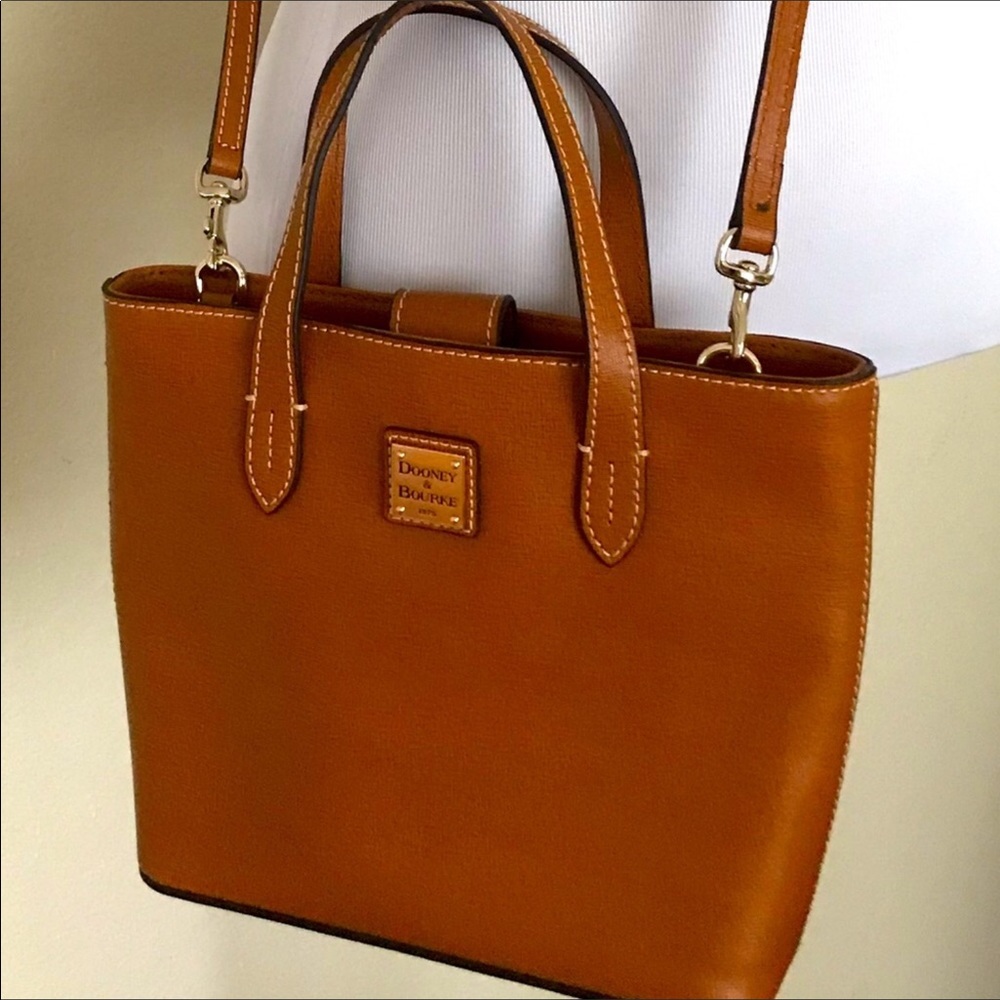 Dooney & Bourke Leather Bag Crossbody Purse 👜